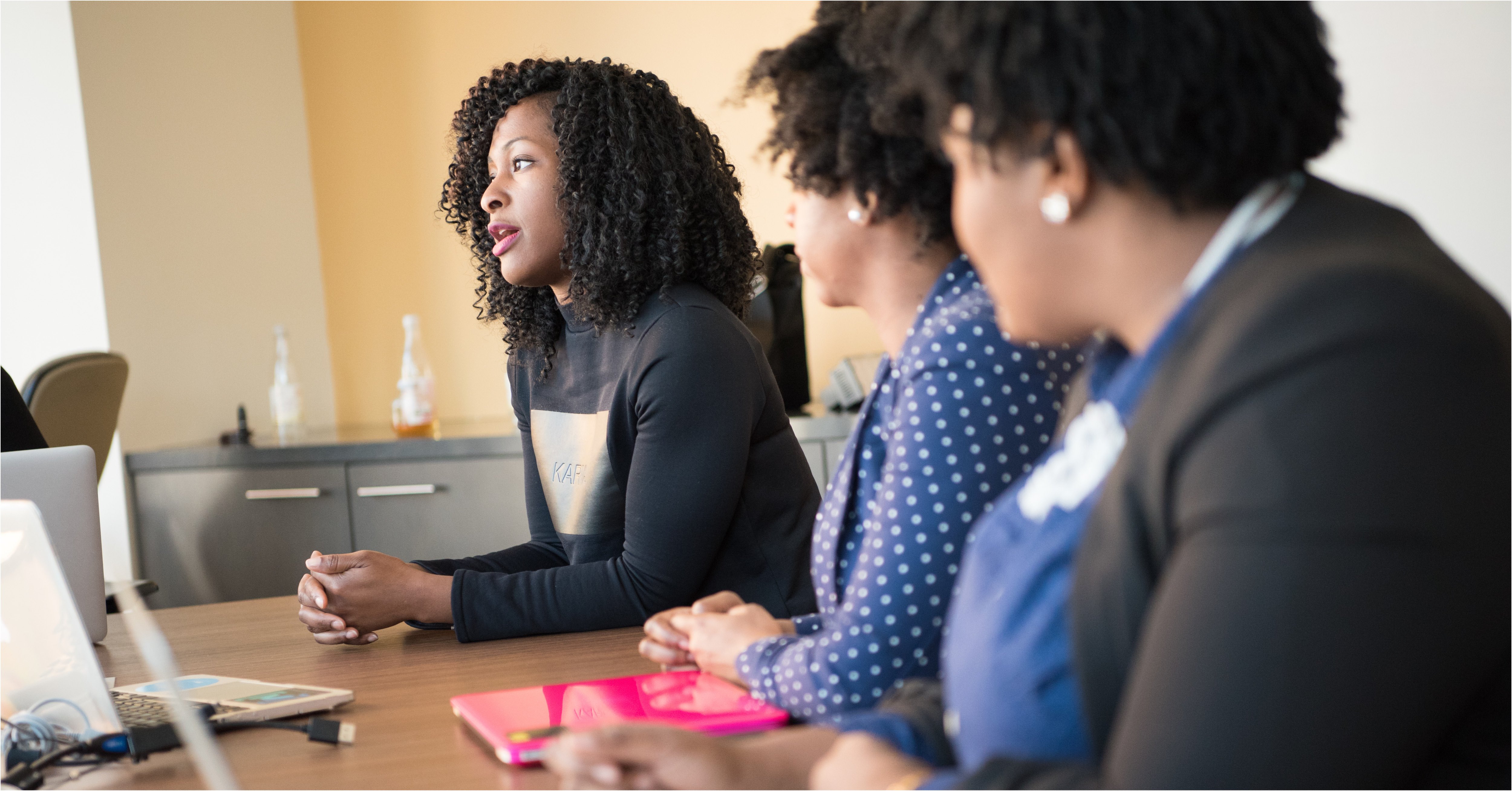 The art of speaking up in a meeting — and knowing when you should hold back